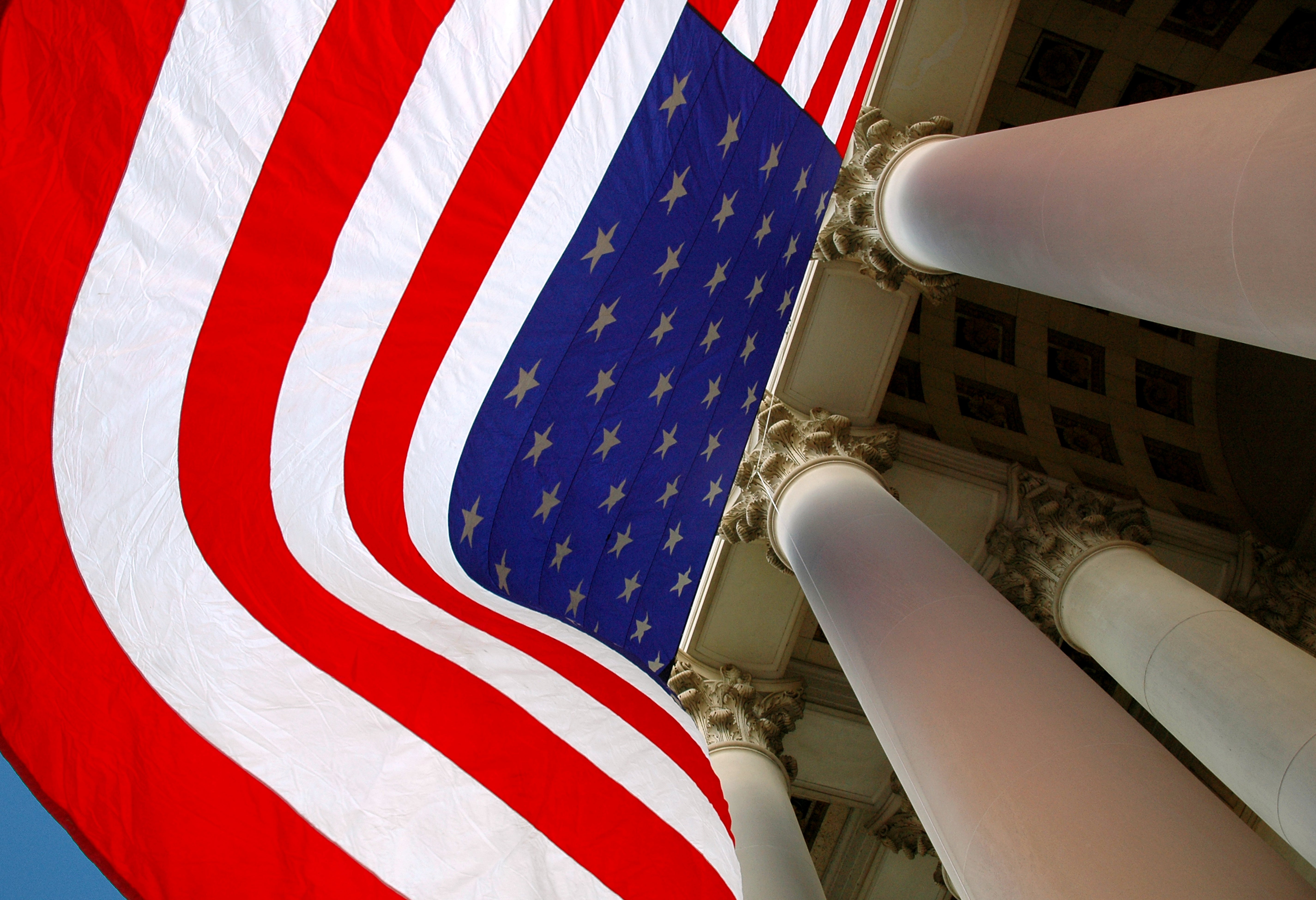 Picture of West Virgnia Capitol with American Flag